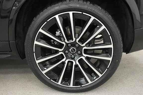 Volvo XC90 18 of 18