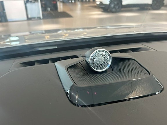 Volvo ES90 11 of 11