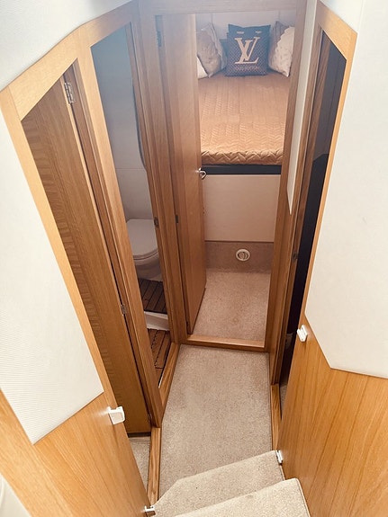 Galeon 360 Fly 21 of 24