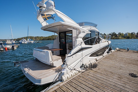 Galeon 360 Fly