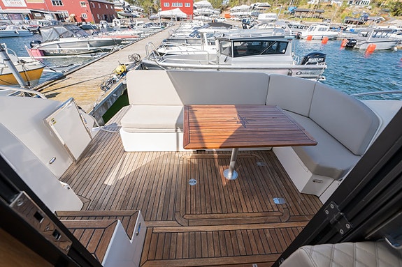 Galeon 360 Fly 3 of 24