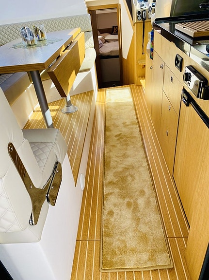 Galeon 360 Fly 13 of 24