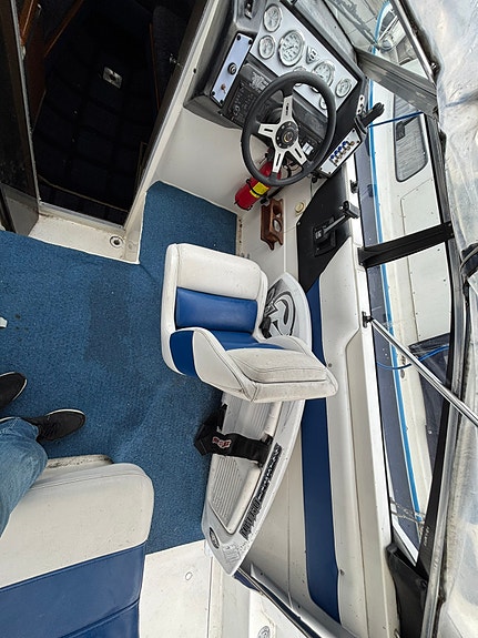 Bayliner 2455 Ciera – klassisk kabinbåt till salu 13 of 14