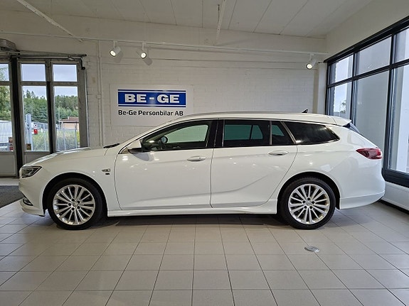 Opel Insignia 2 of 22