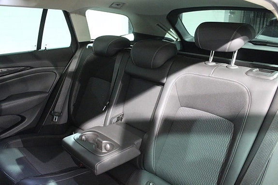 Opel Insignia 6 of 12