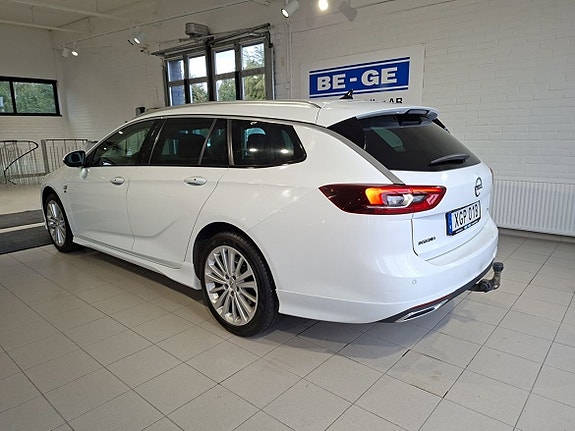 Opel Insignia 17 of 22