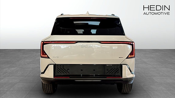 Kia EV5 17 of 19