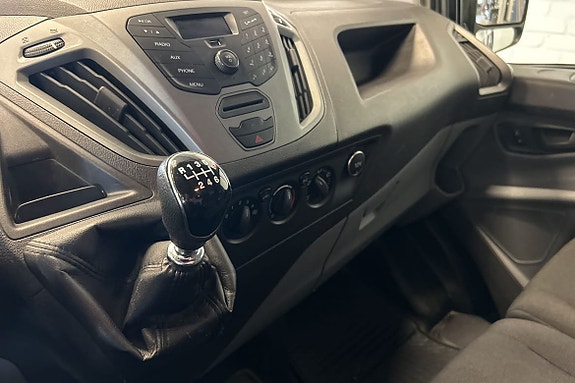 Ford Transit Custom 6 of 11