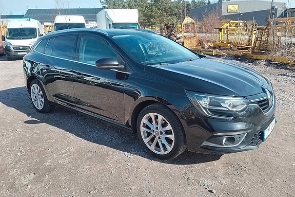 Renault Megane IV 5 of 5