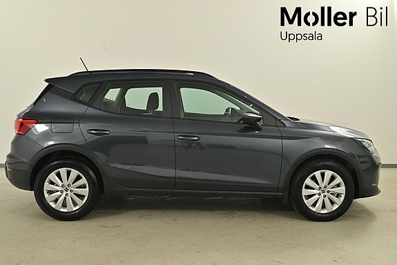 Seat Arona 2 of 5