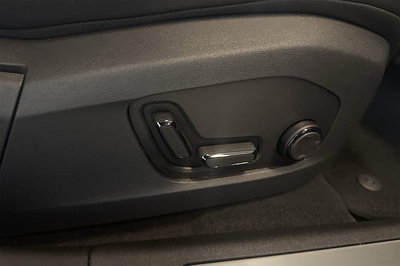 Polestar 4 16 of 20