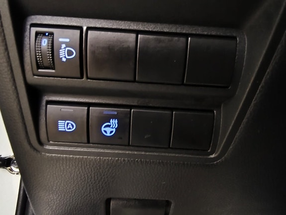 Toyota Yaris 11 of 18