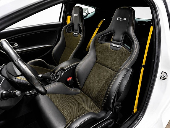 Renault Megane 11 of 17