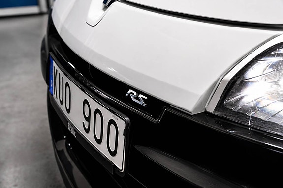 Renault Megane 3 of 5