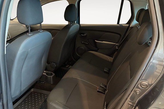 Dacia Logan 7 of 10