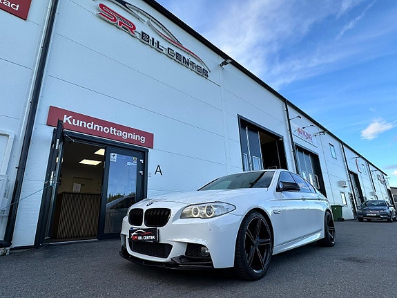 BMW 520d 2 of 5
