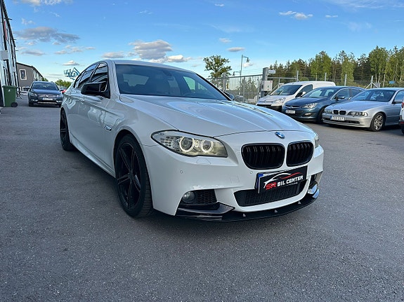 BMW 520d 3 of 5