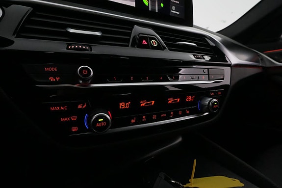 BMW 530e 22 of 30