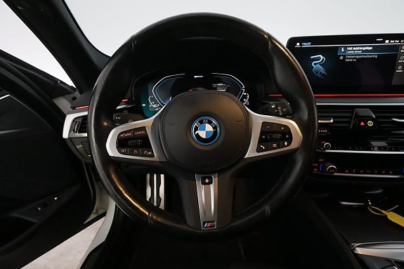 BMW 530e 16 of 30