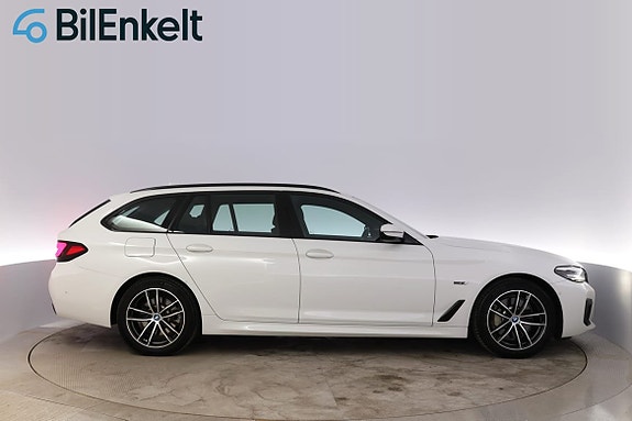 BMW 530e 3 of 30