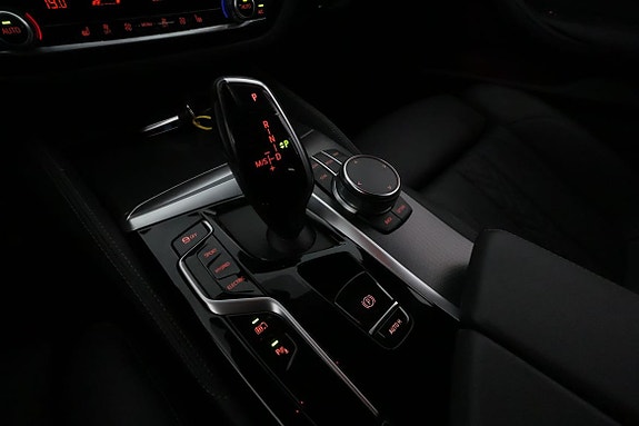 BMW 530e 21 of 30