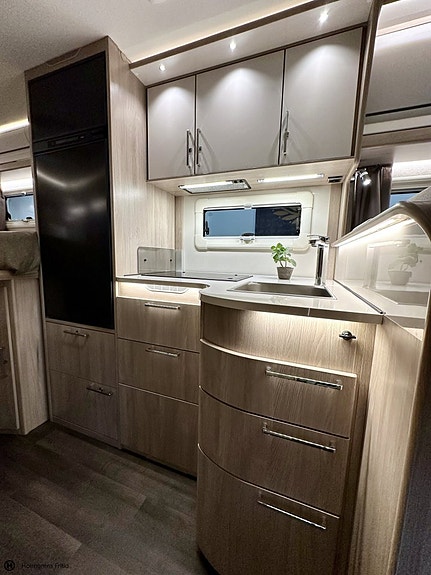 Kabe Travel Master Classic 740 LGB 10 of 16