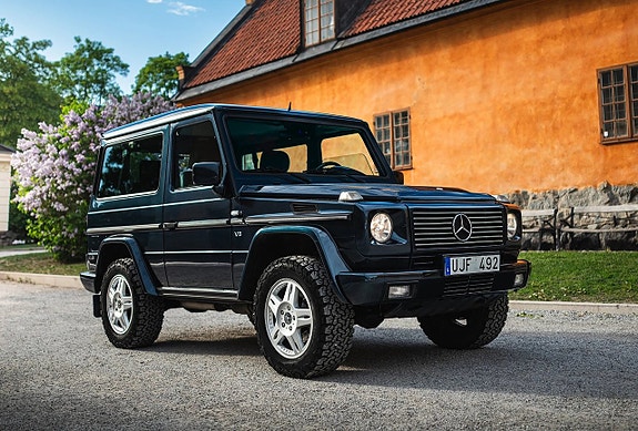 Mercedes-Benz G400