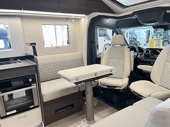 Adria CORAL SUPREME MB 670 DC (ALDE+Mercedes+Ugn+Aut 170hk) 9 of 23