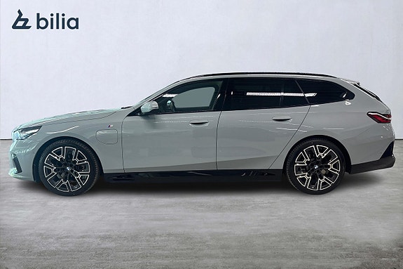 BMW 530e 3 of 19