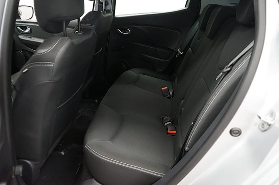 Renault Clio 15 of 18