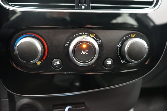 Renault Clio 13 of 18