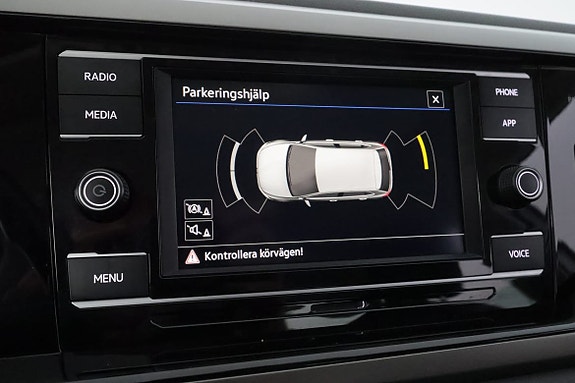Volkswagen Polo 27 of 30