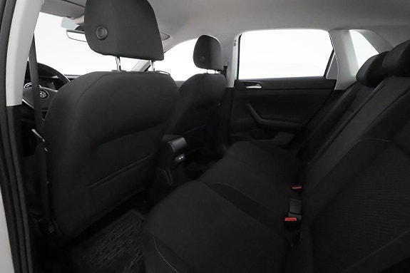 Volkswagen Polo 19 of 30