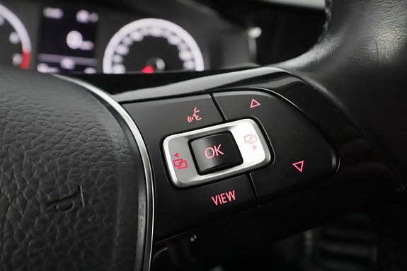 Volkswagen Polo 16 of 30
