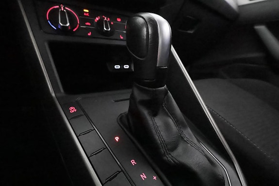 Volkswagen Polo 22 of 30