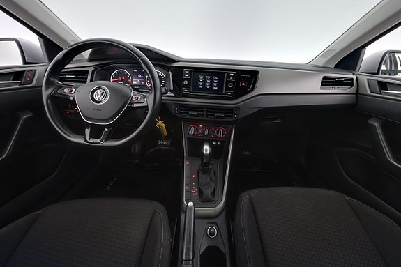Volkswagen Polo 12 of 30