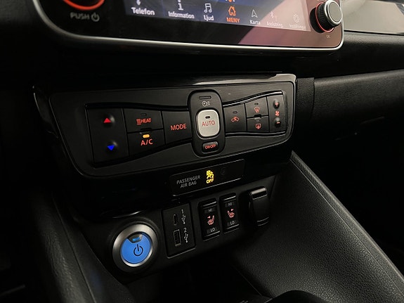 Nissan Leaf 28 of 30