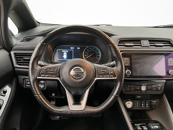 Nissan Leaf 20 of 30