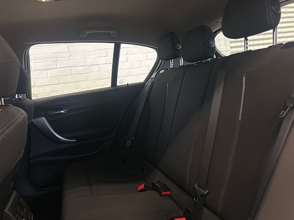 BMW 118d 5 of 5