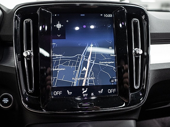 Volvo XC40 13 of 14
