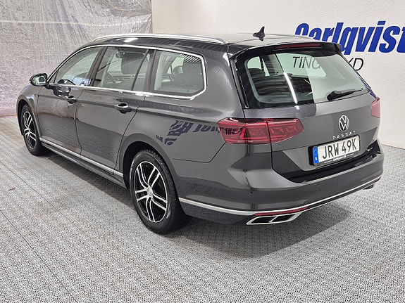 Volkswagen Passat 3 of 5