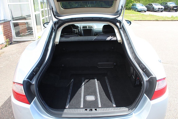 Jaguar XKR 6 of 14