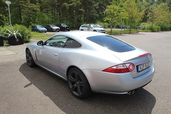 Jaguar XKR 7 of 14