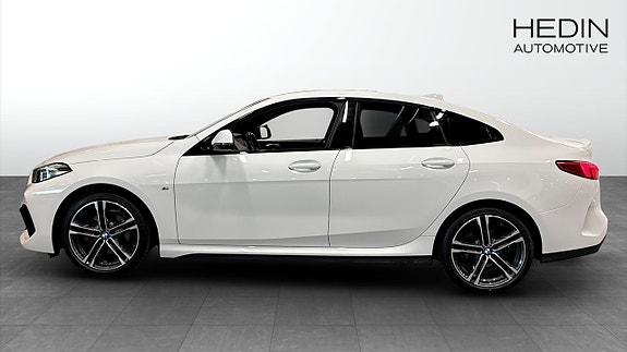 BMW 218 6 of 12