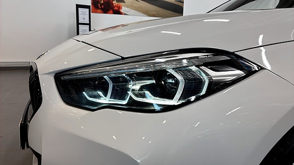 BMW 218 11 of 12