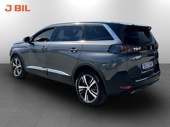 Peugeot 5008 4 of 5