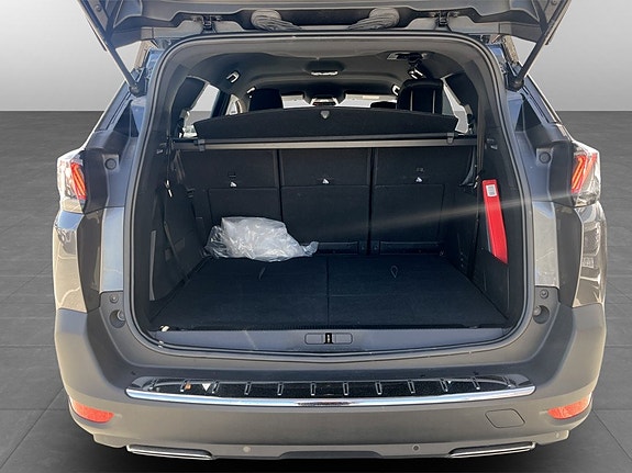 Peugeot 5008 17 of 17