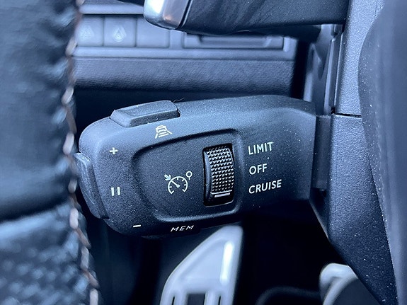 Peugeot 5008 9 of 17