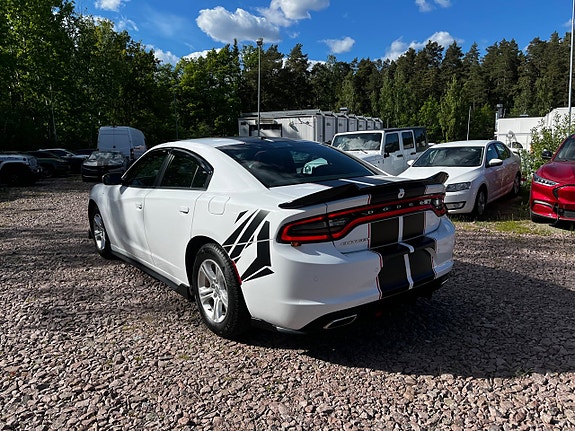 Dodge Charger 5 of 5