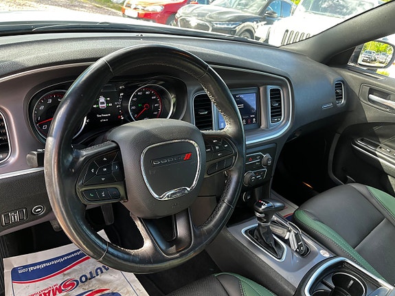 Dodge Charger 7 of 21